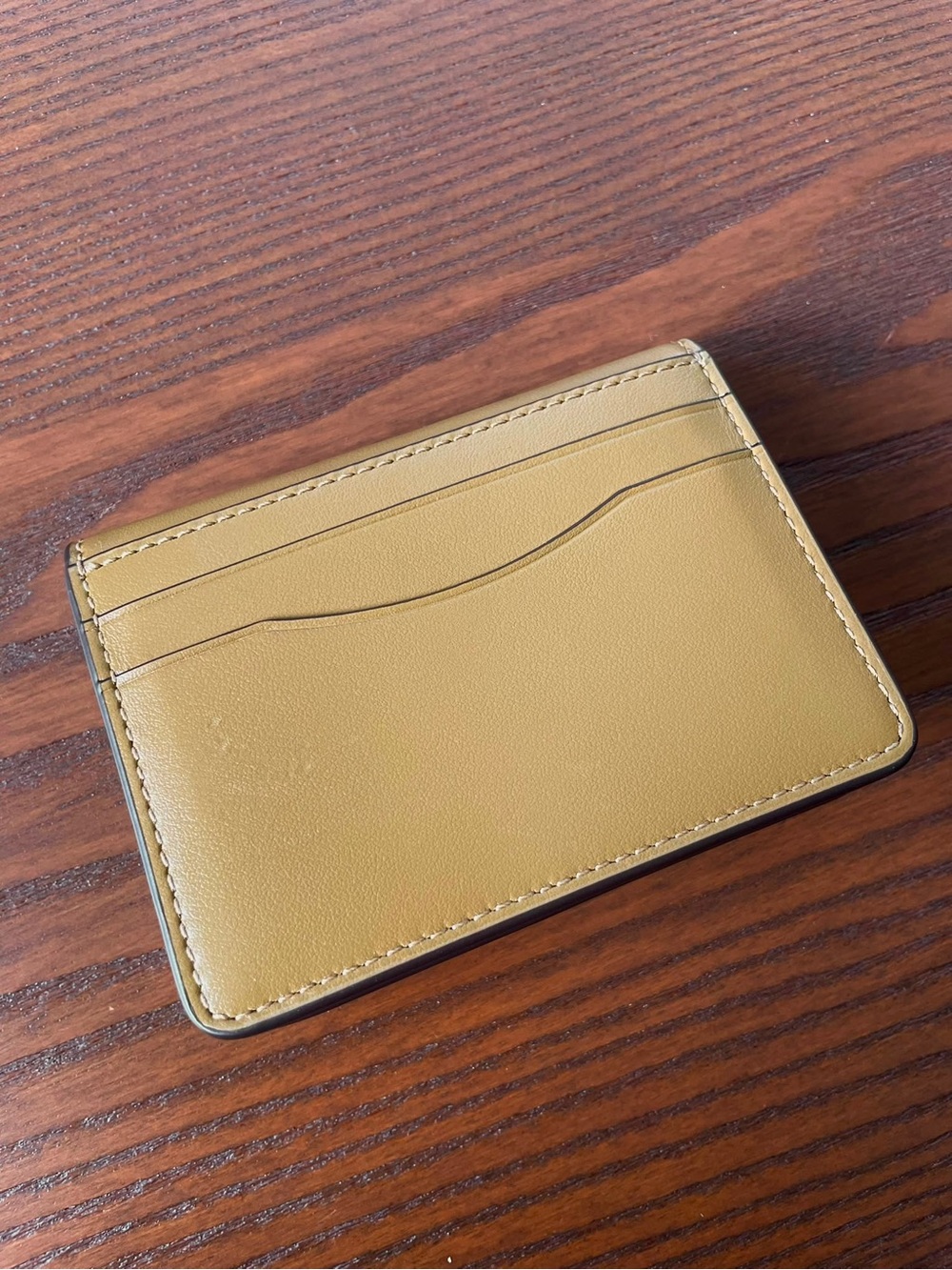 Coach Bandit Card Case in Muted Olive EUC - Picture 3 of 3